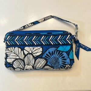 Vera Bradley Blue Bayou Wristlet